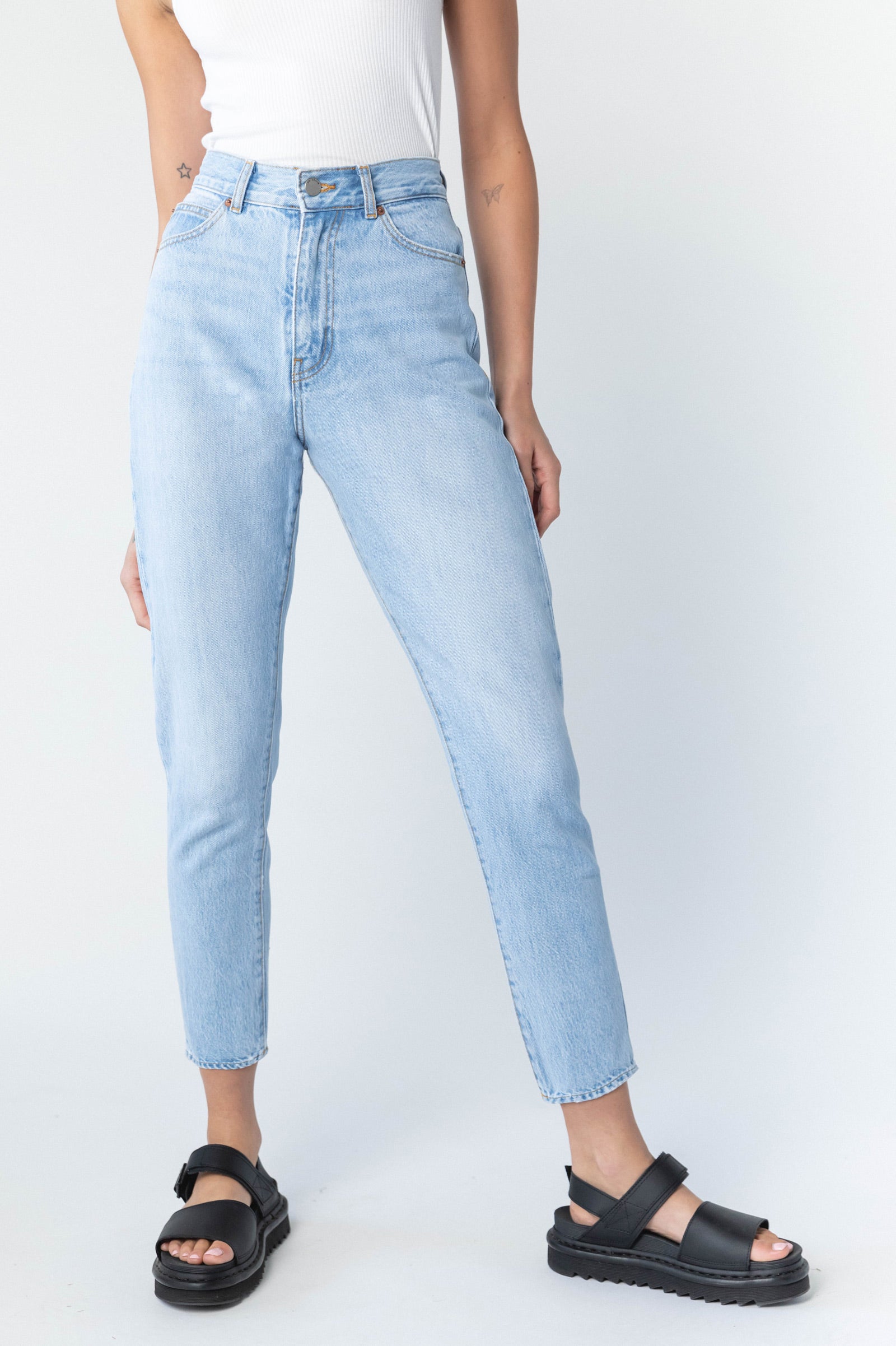 Nora Mom Jeans Light Blue Jay Dr Denim Jeans Australia – Dr