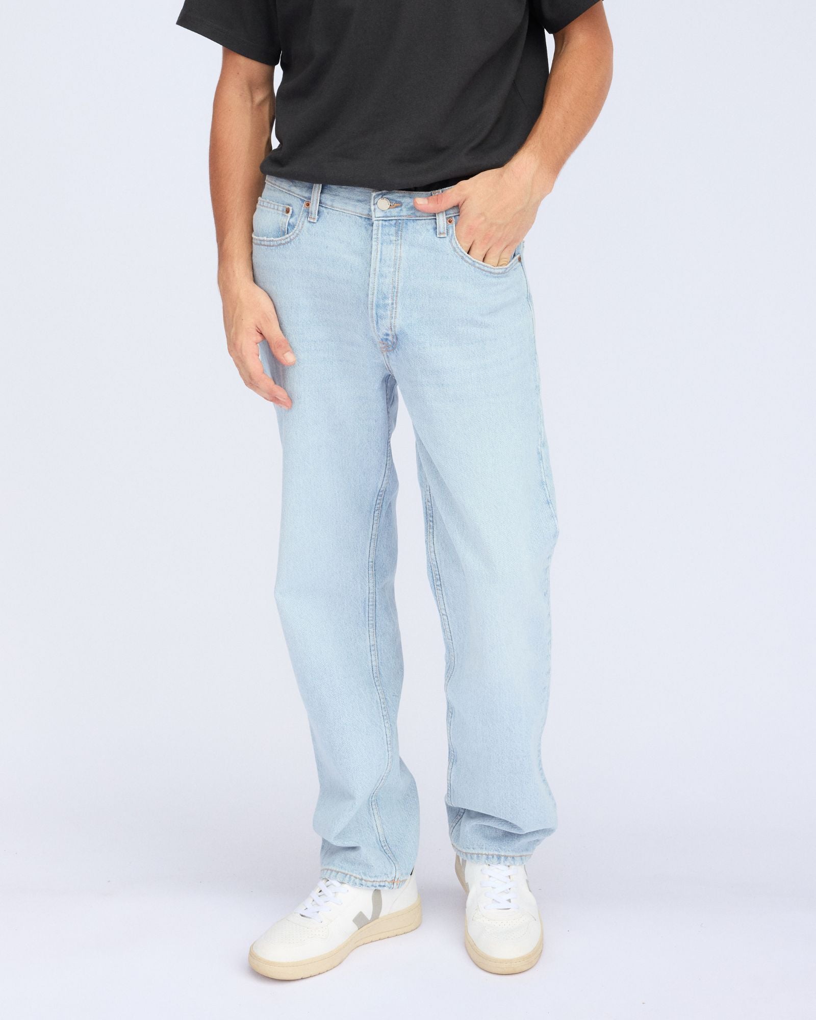 SHOP STRAIGHT JEANS