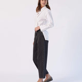 Nanci Barrel Jeans - Aged Black