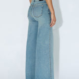 Zila Mid Wide Jeans - Cape Light Vintage