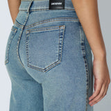 Zila Mid Wide Jeans - Cape Light Vintage