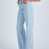 Echo Straight Jeans - Superlight Blue Jay