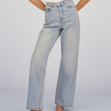 Echo Straight Jeans - Canyon Light Vintage