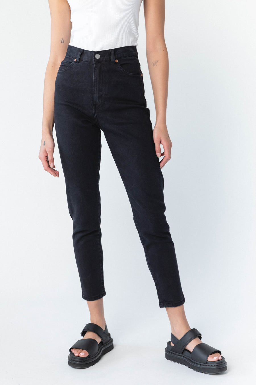 Nora Jeans - Washed Black Stretch